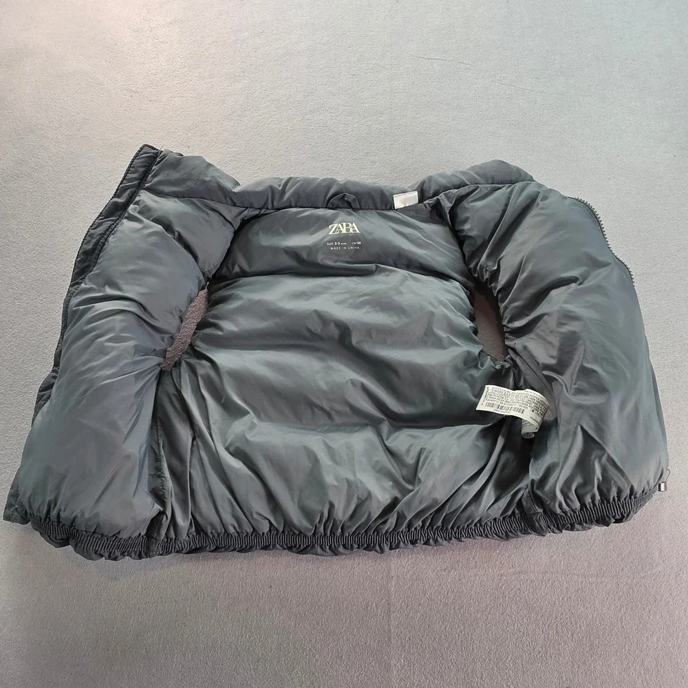 Zara Kids Puffer Vest Charcoal Gray Quilted Sleeveless Jacket Size 2-3 Years